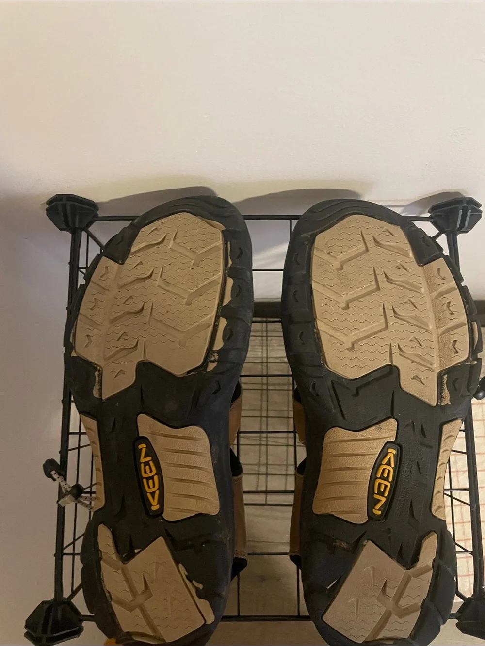 Keen Brown and Black Leather Closed-Toe Hiking Sandals